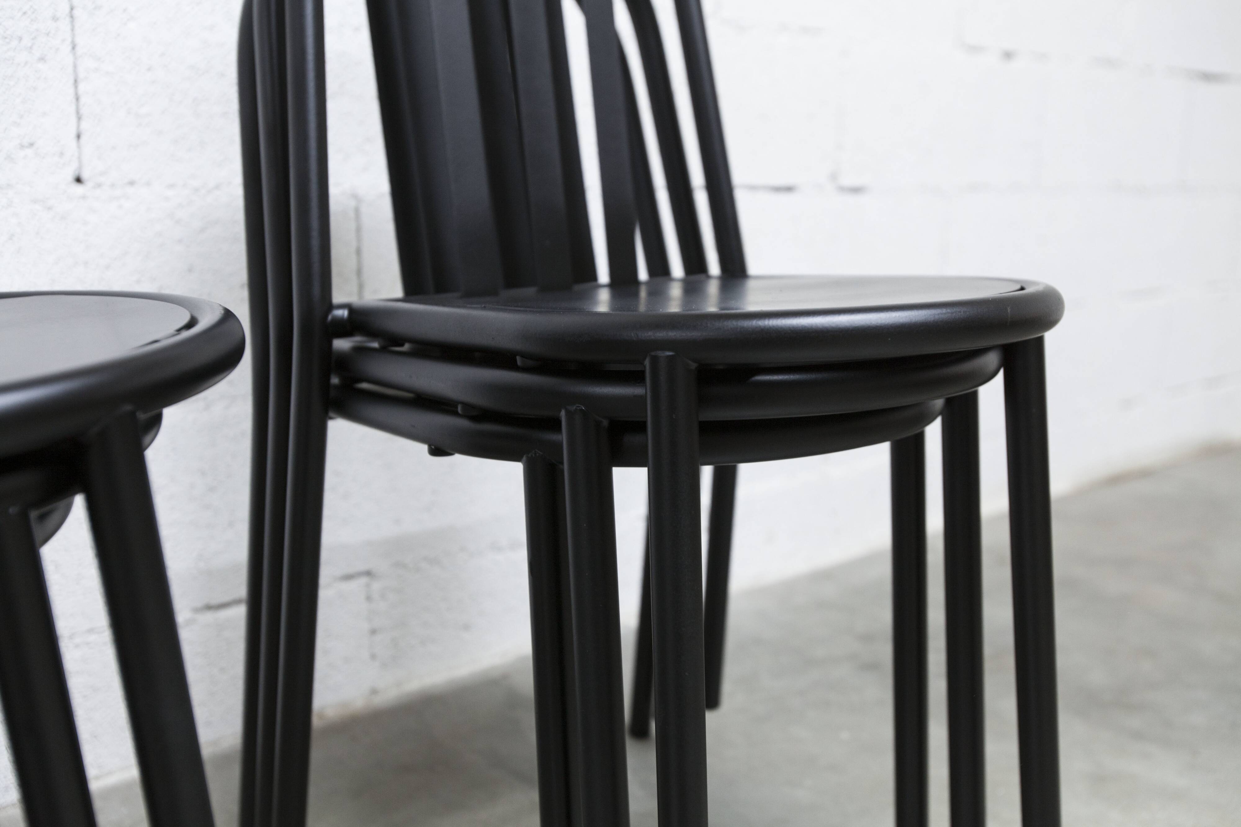Set of 6 "202" model chairs by Robert Mallet Stevens 1980
