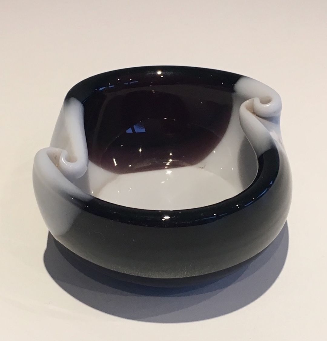 Two-Coloured Black and White Glass Dish with Swirls, circa 1970