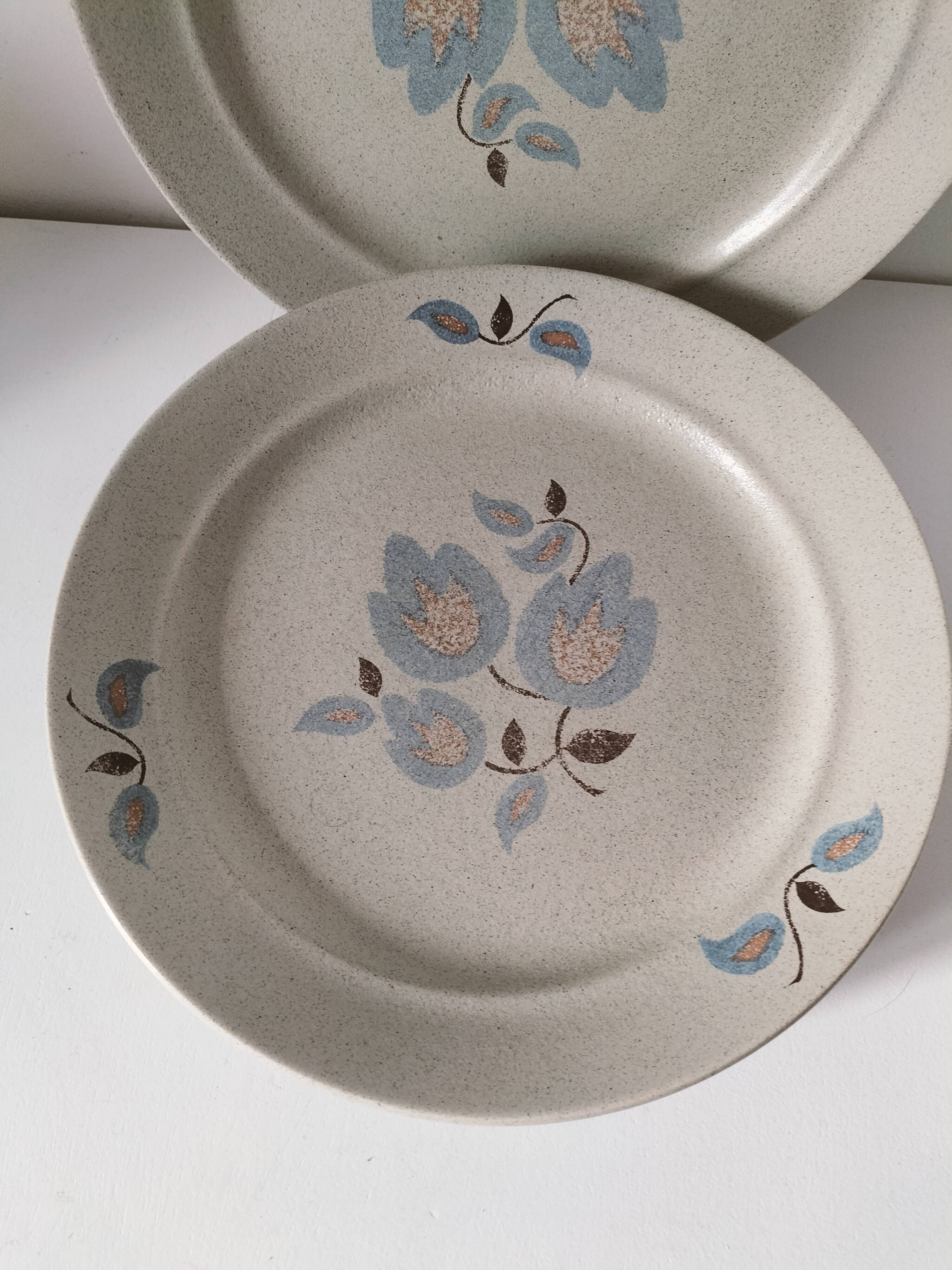 6 Saint-Amand stoneware dinner plates, Sologne pattern