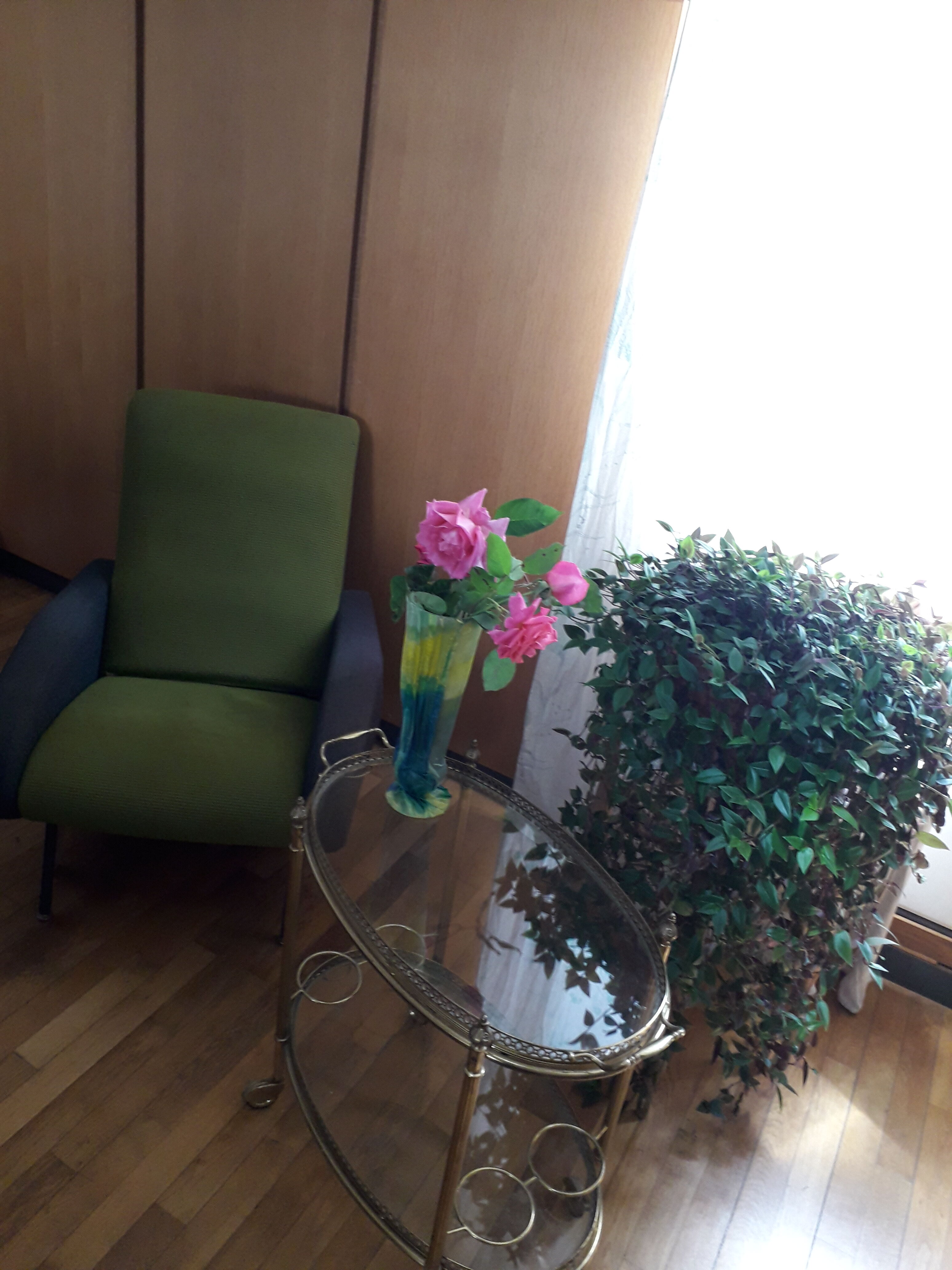 Dessert on brass wheels and glass door bottles year 60