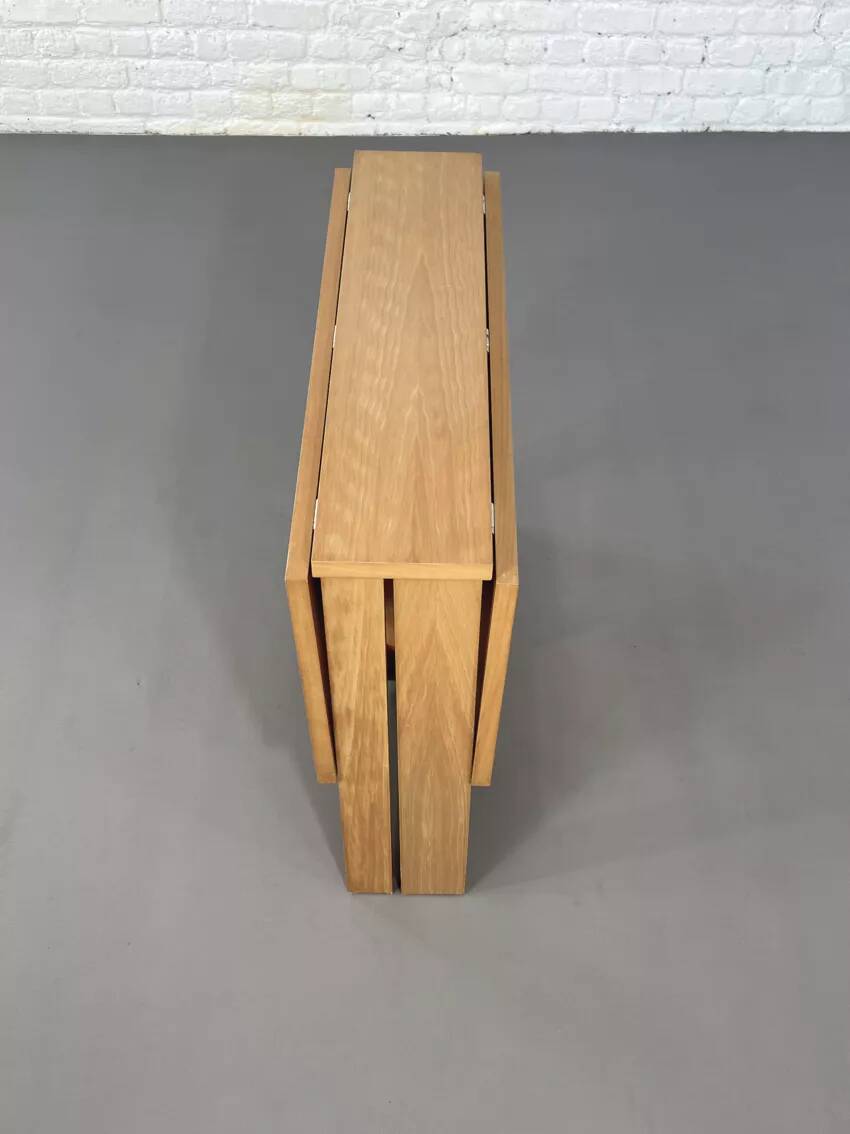 Folding and modular dining table