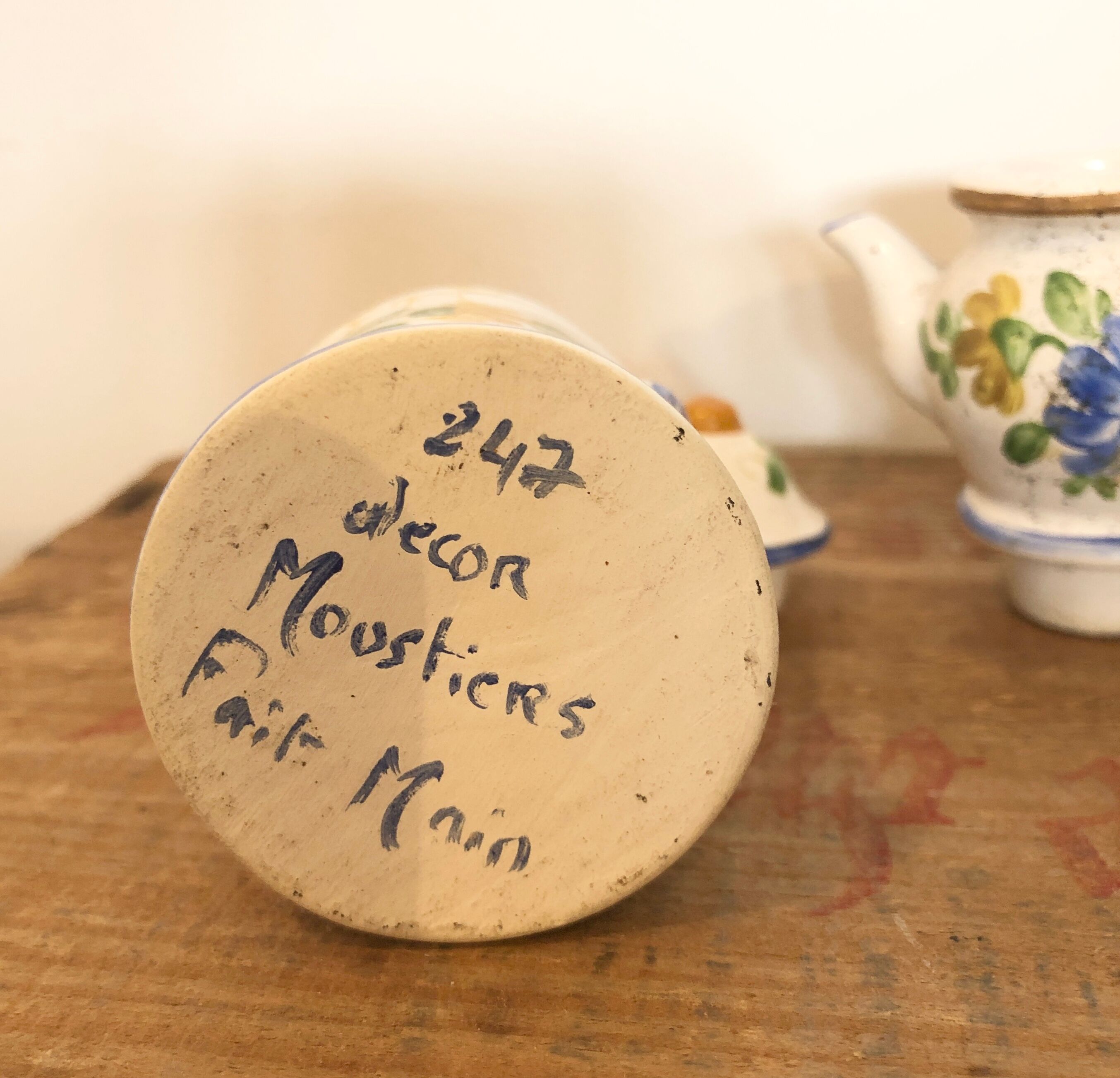 Mini tea and stove moustiers