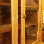 Buffet with 2 pine bodies