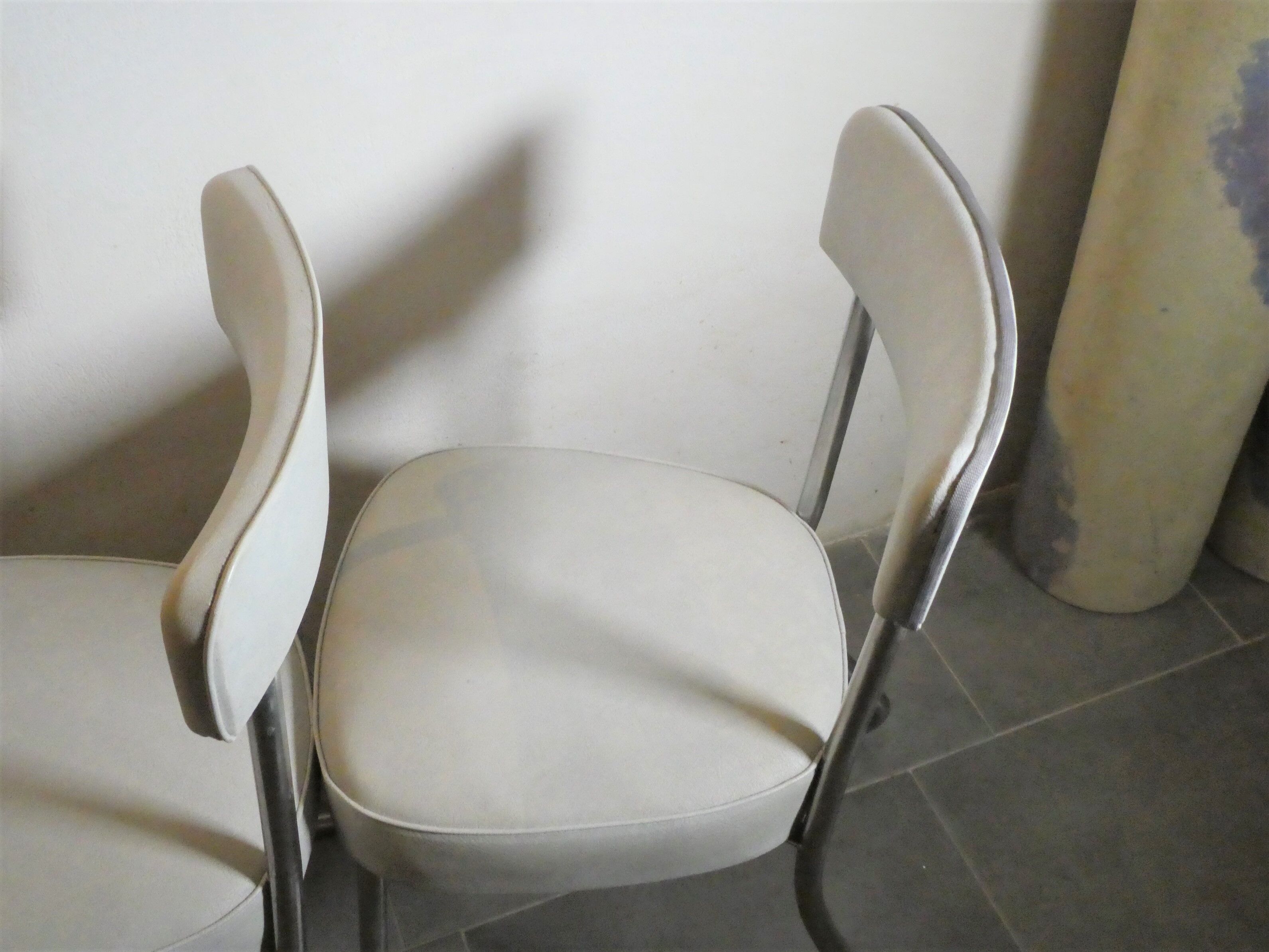 2 chairs Strafor 1950