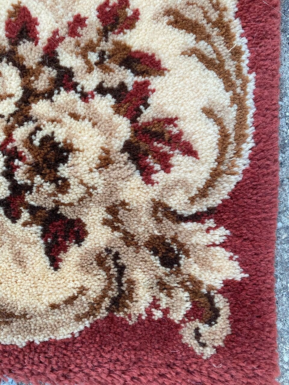 Aubusson-style mechanical carpet in 67x135 cm wool