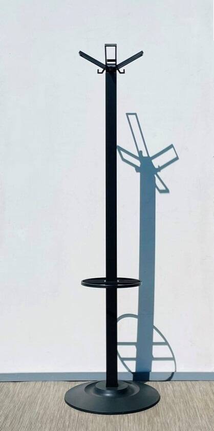 Coat rack Kartell by Michele De Lucchi & Tadao Takaichi. Vintage 90s
