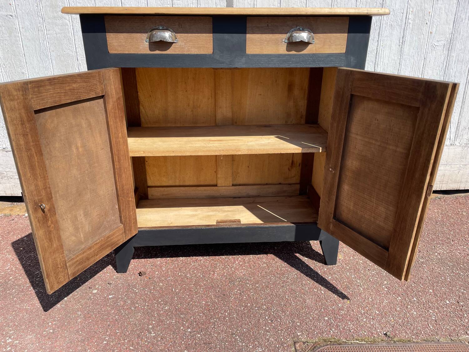 Parisian sideboard in black raw wood