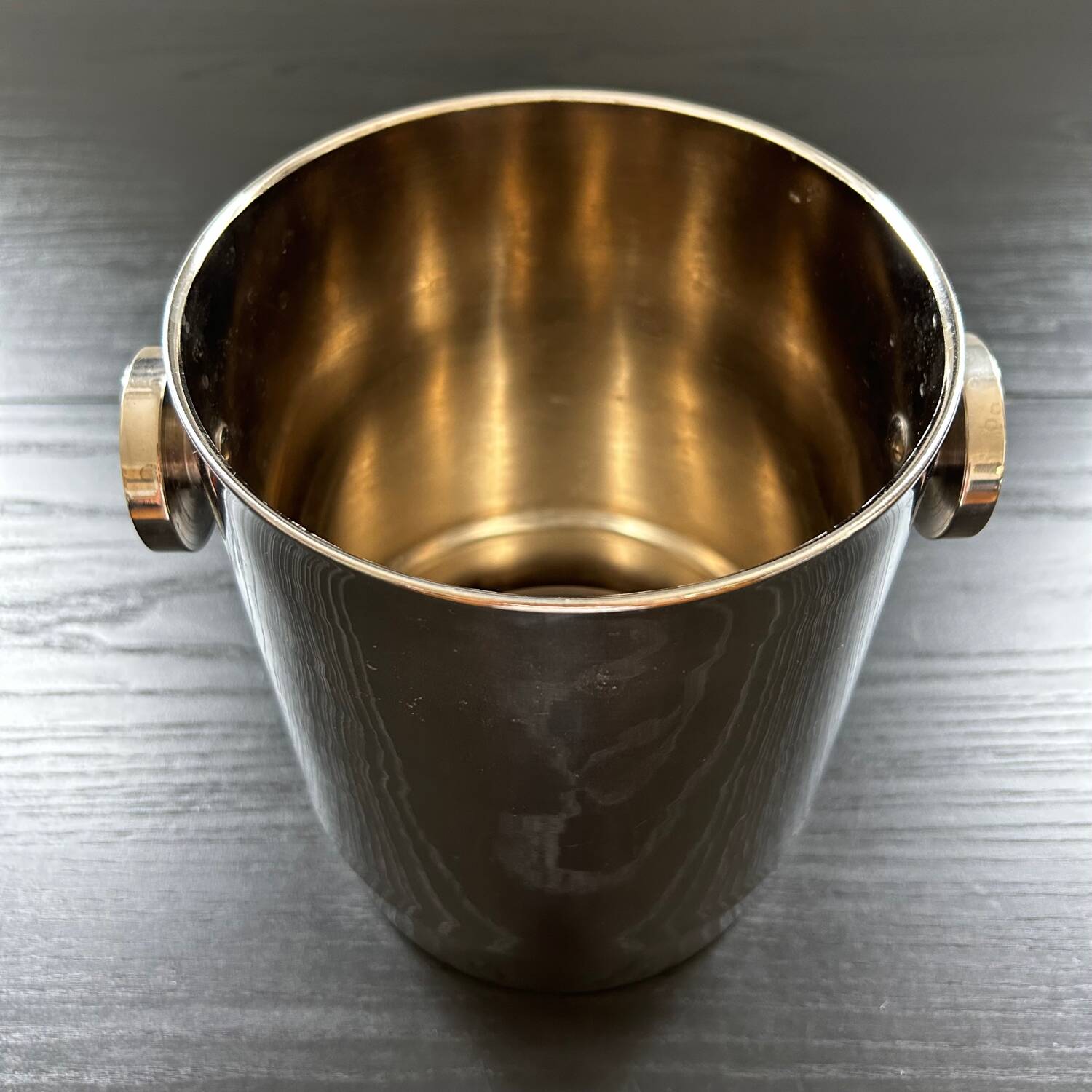 Stainless steel ice bucket