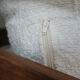 Fauteuil bois et tissu bouclette blanc crème