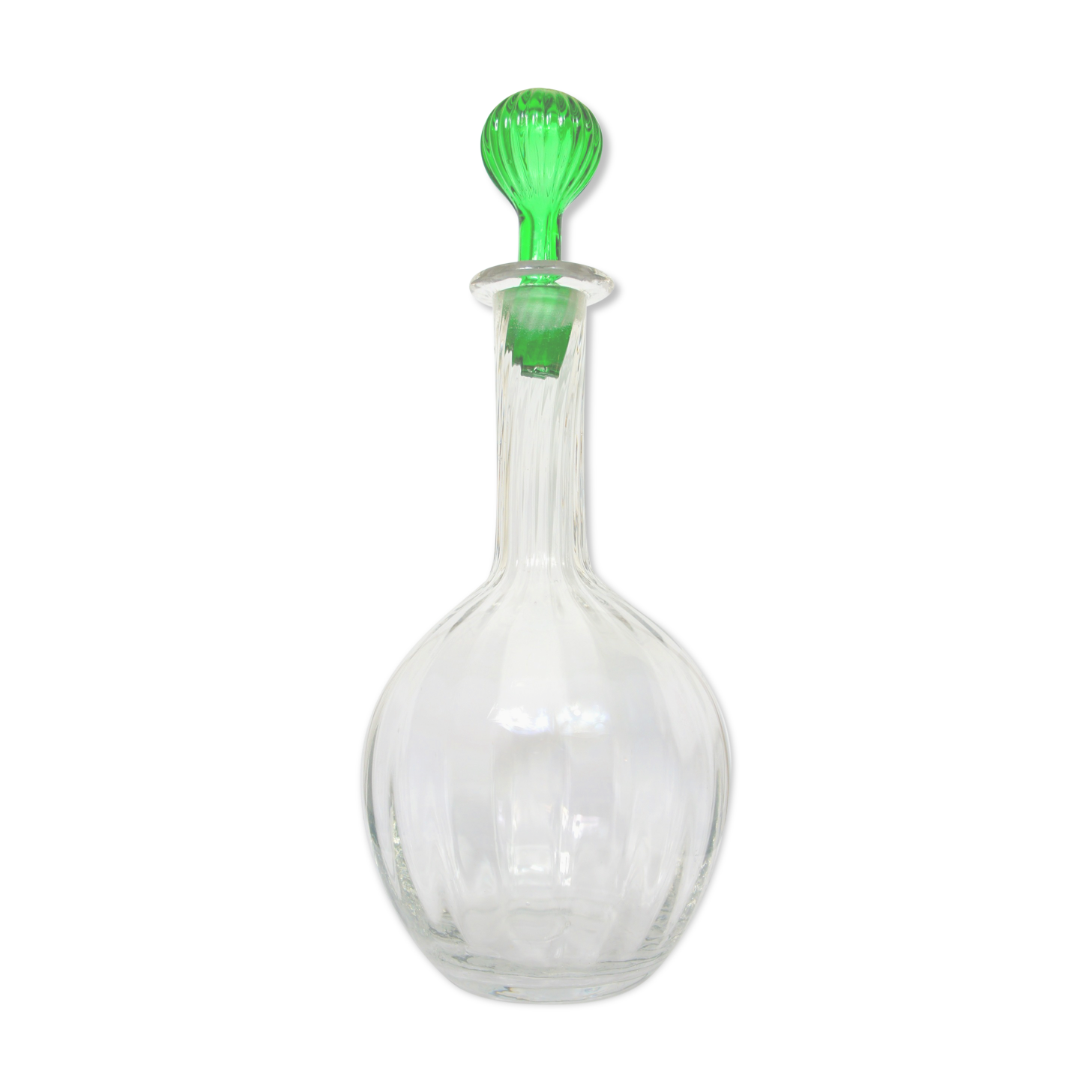 Ribbed blown glass decanter - twisted