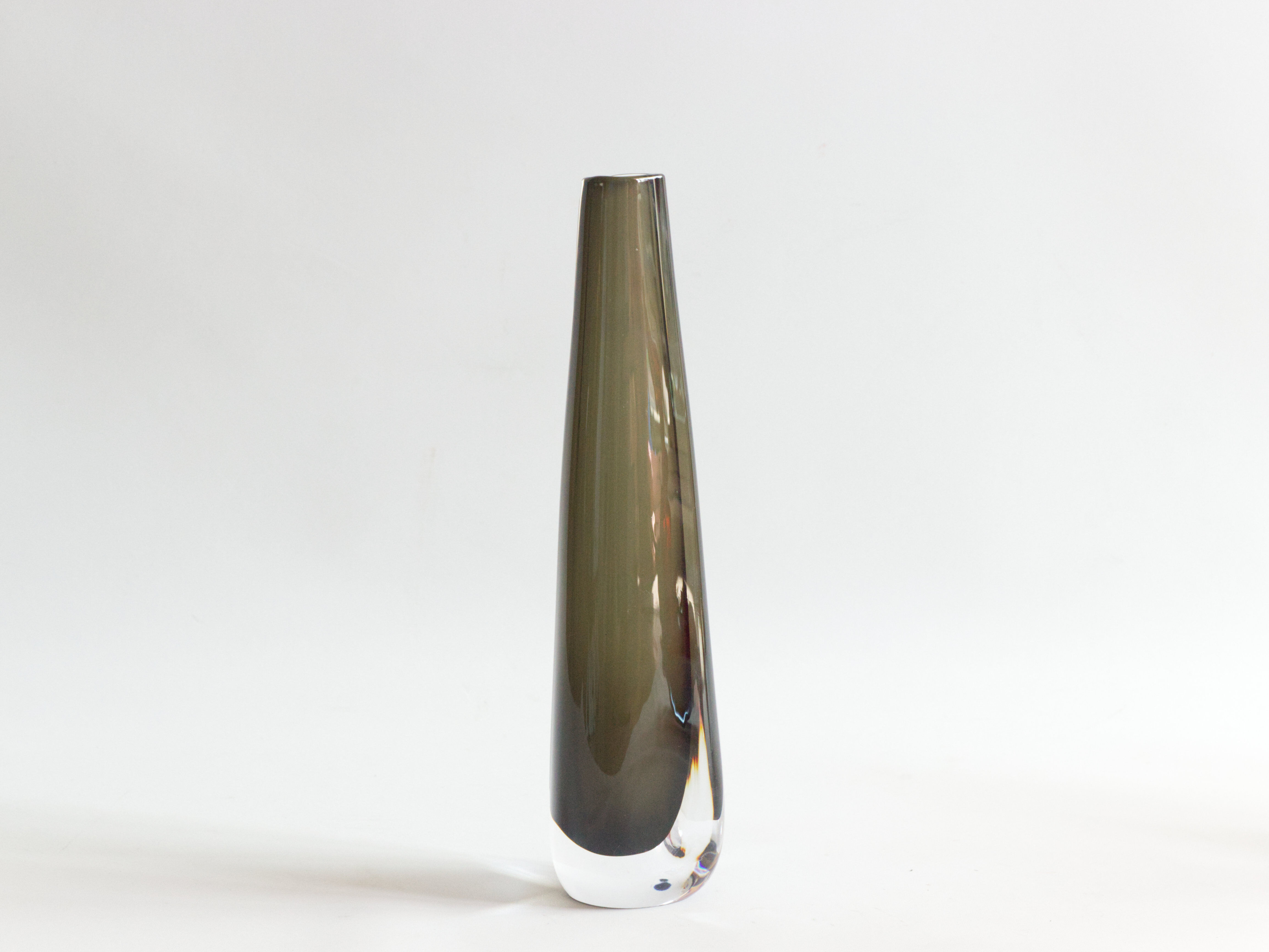 Scandinavian vase by Nils Landberg for Orrefors