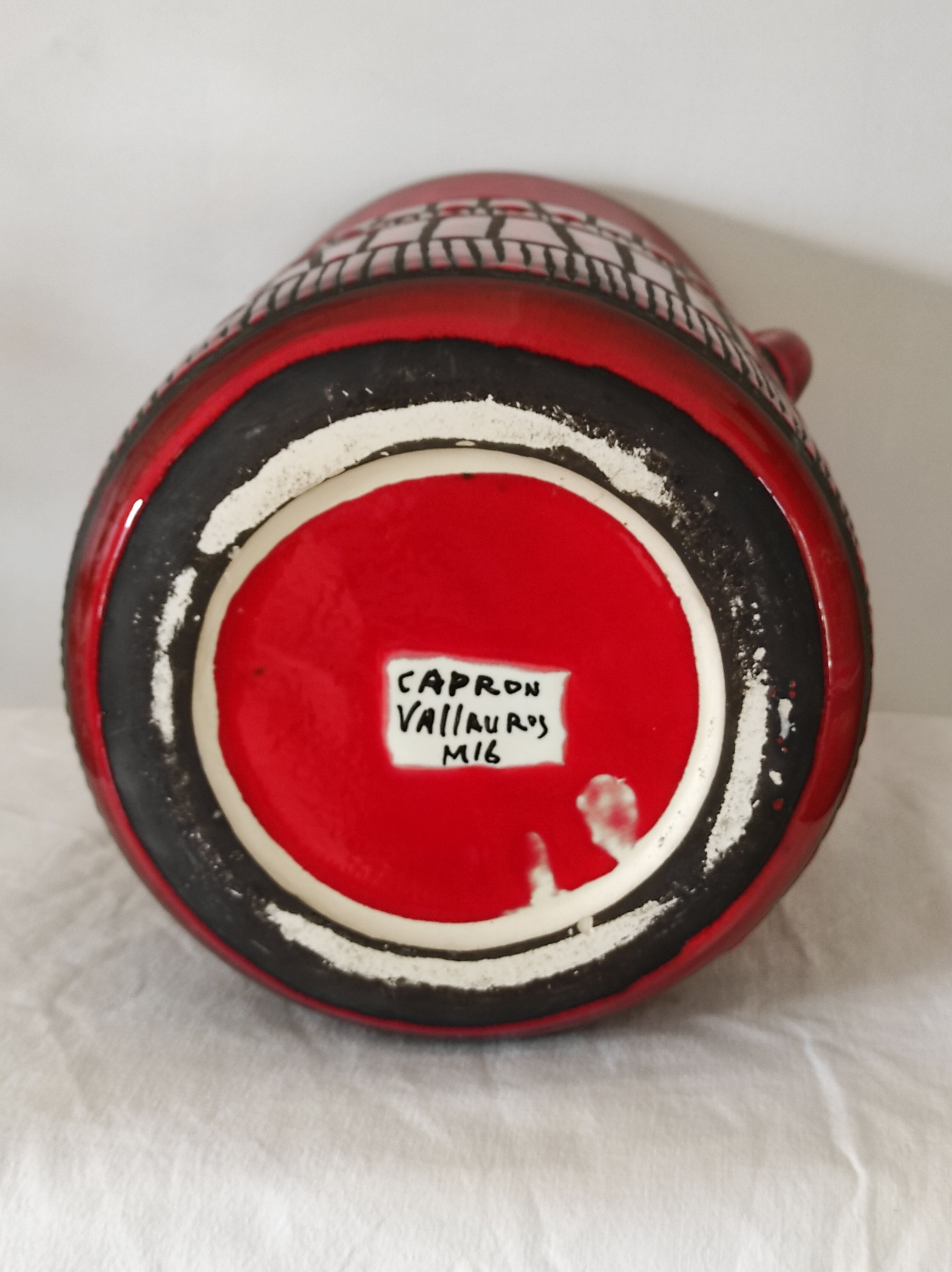 Red vase by Roger Capron circa 1960