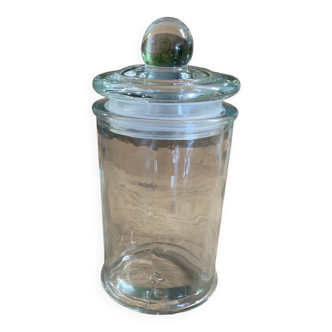 Airtight glass jar with lid