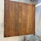 Table basse brutaliste en bois
