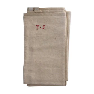 2 old linen cloths with red monograms