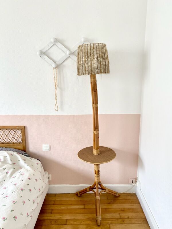 Lampadaire table de chevet en rotin vintage