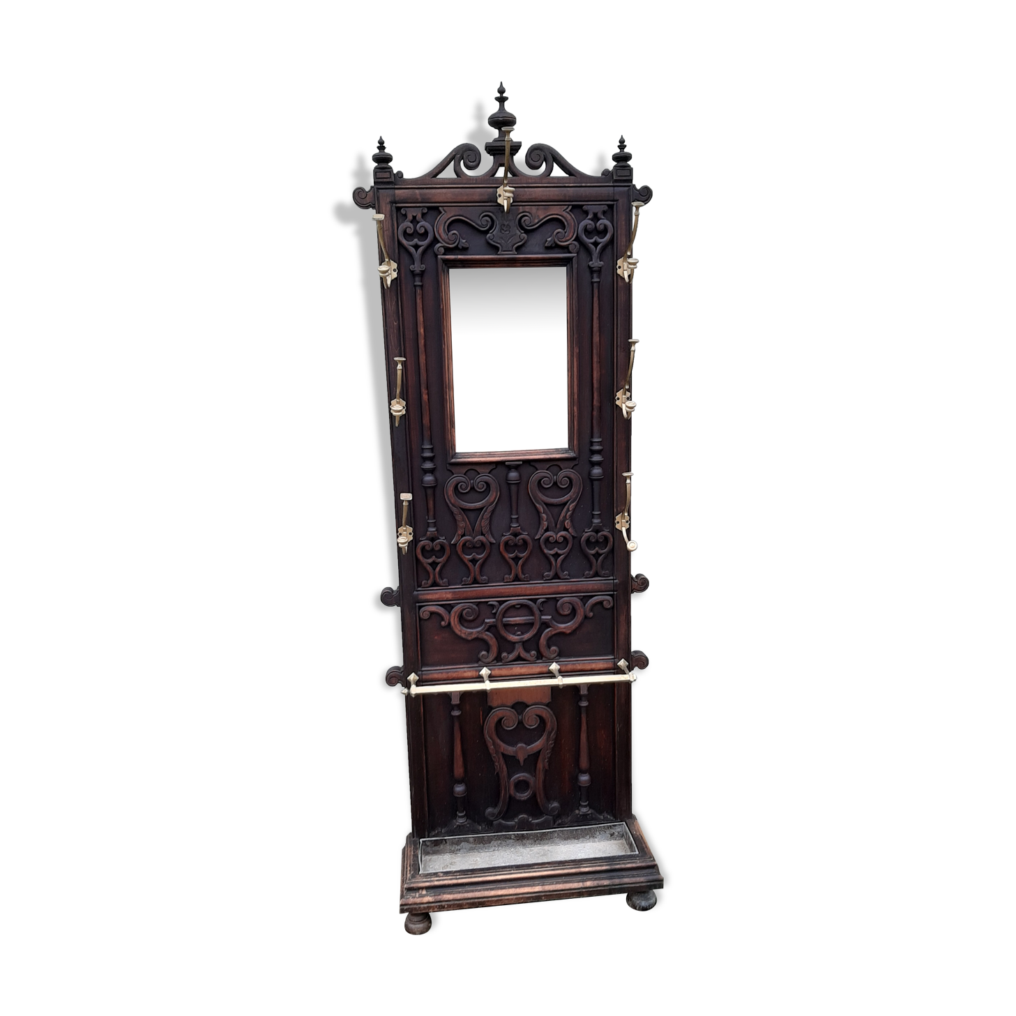 Coat rack in neo-gothic style