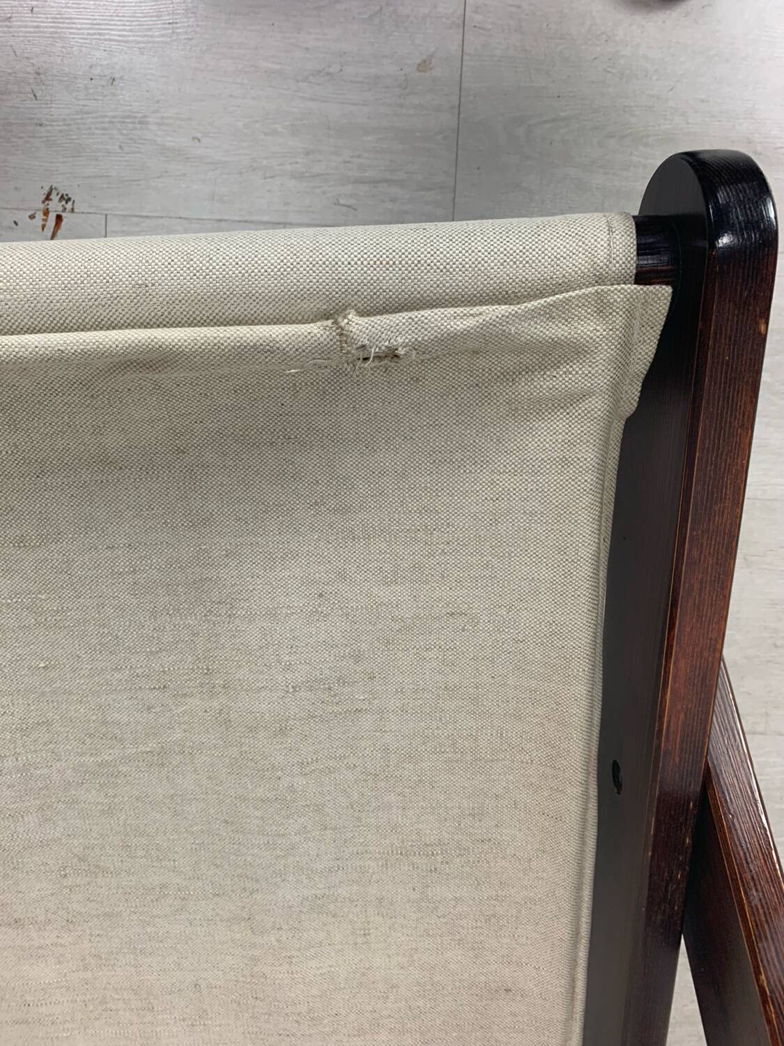 Pair of folding armchairs