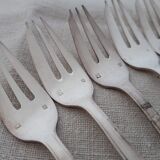 Set of 11 small forks