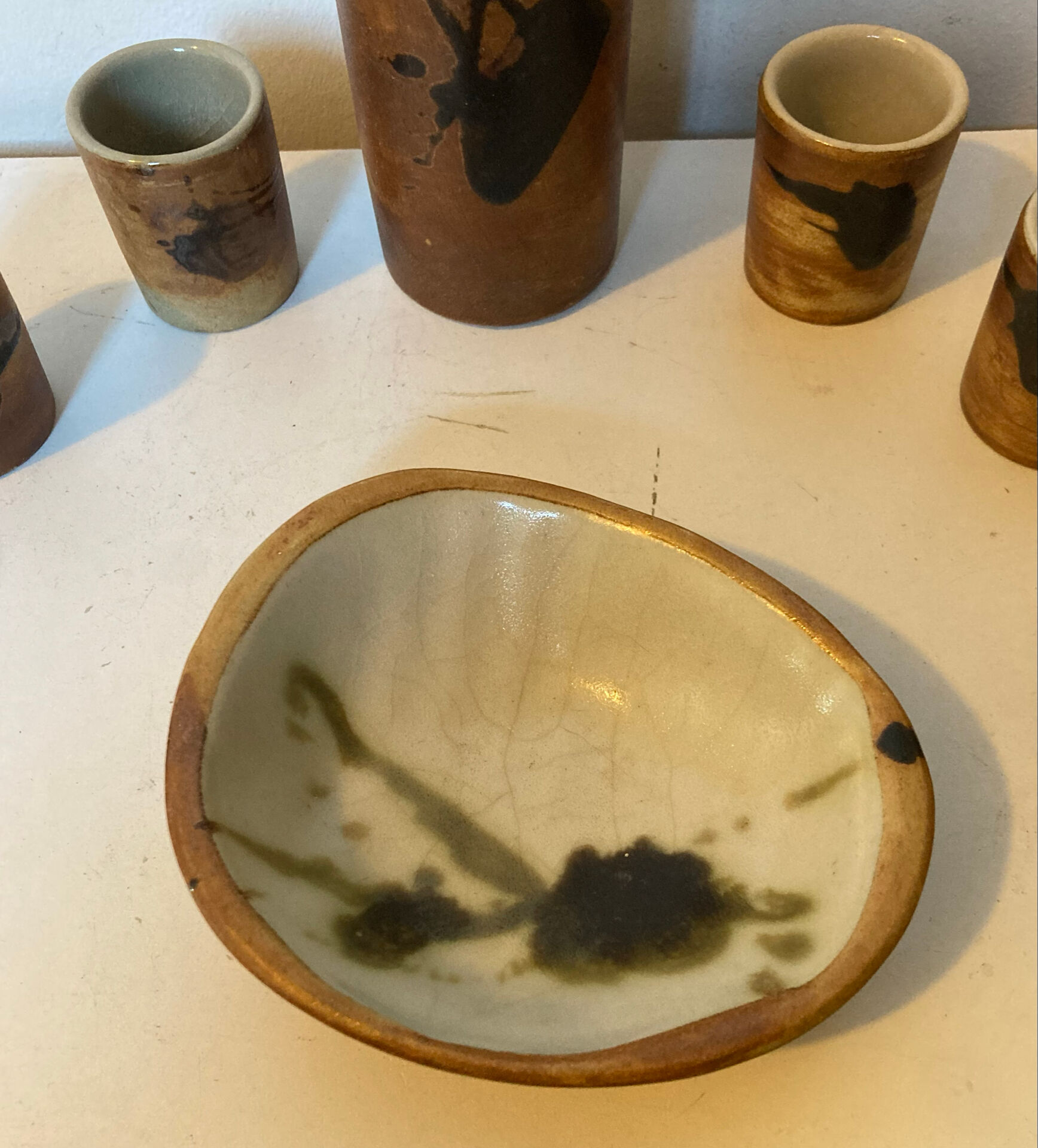 Varnished stamped La Colombe alcohol service from the 1950s/60s.