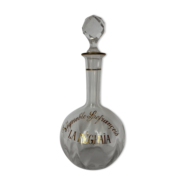 Carafe en verre ancienne