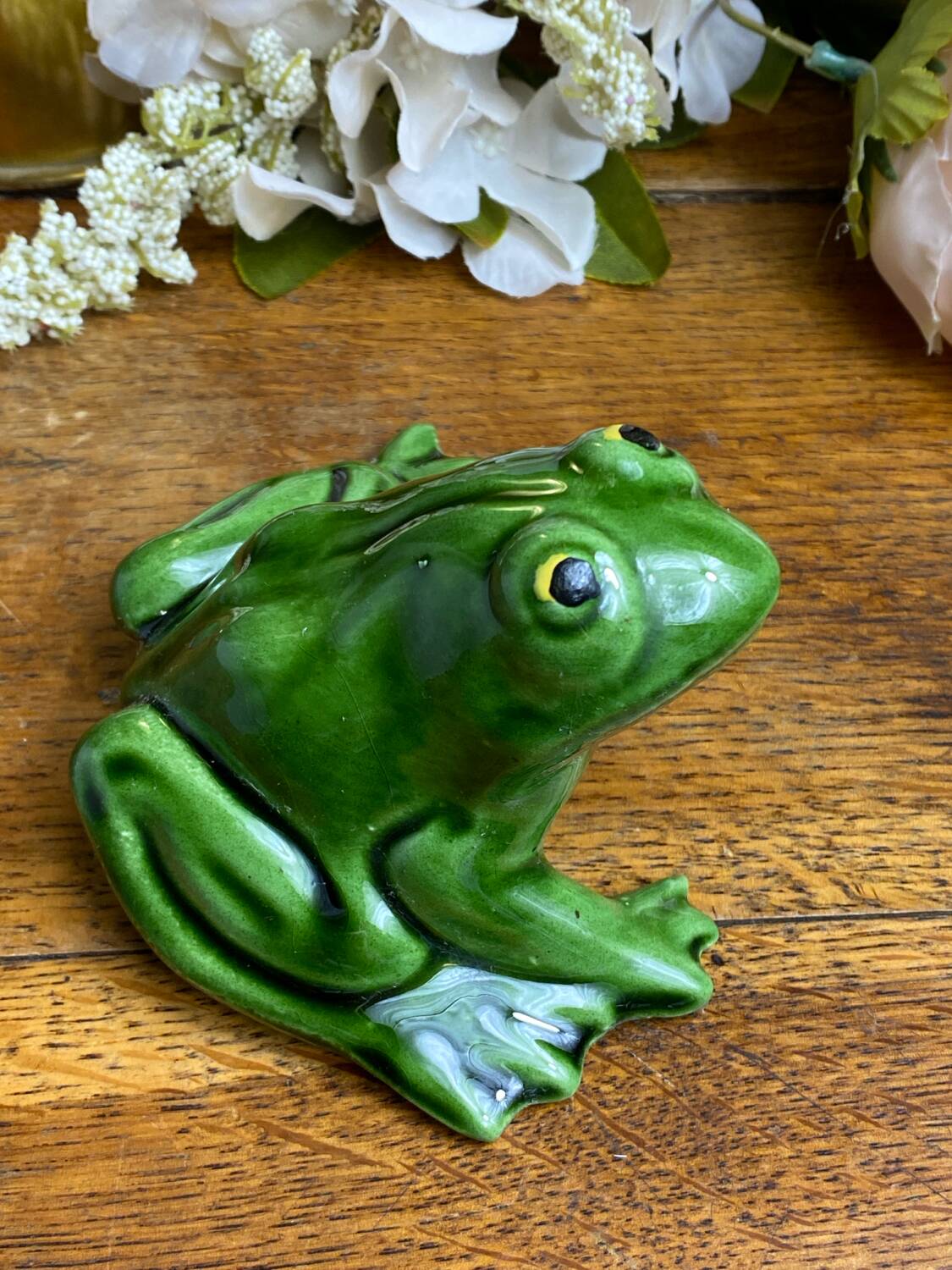 Glazed ceramic frog