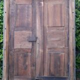 Lyon's 18th-18th-painted walnut façade rechampi