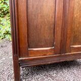 Small cabinet with 2 doors