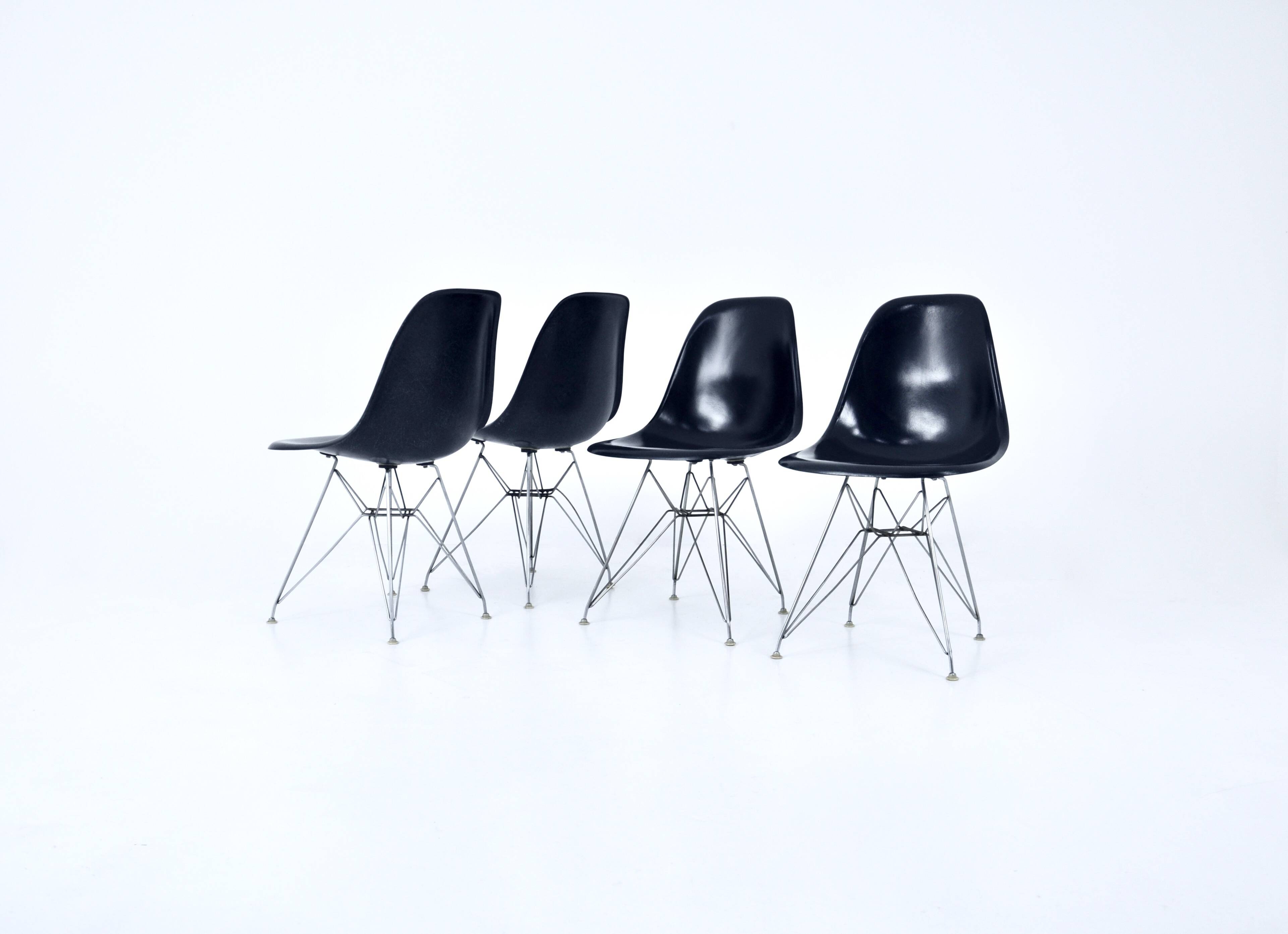 Set of 4 DSR Dining Chairs by Charles & Ray Eames for Herman Miller, 1970s