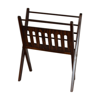 Wooden magazine holder