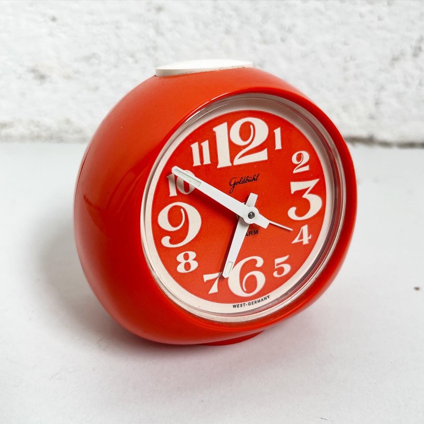 Vintage alarm clock Goldbühl orange