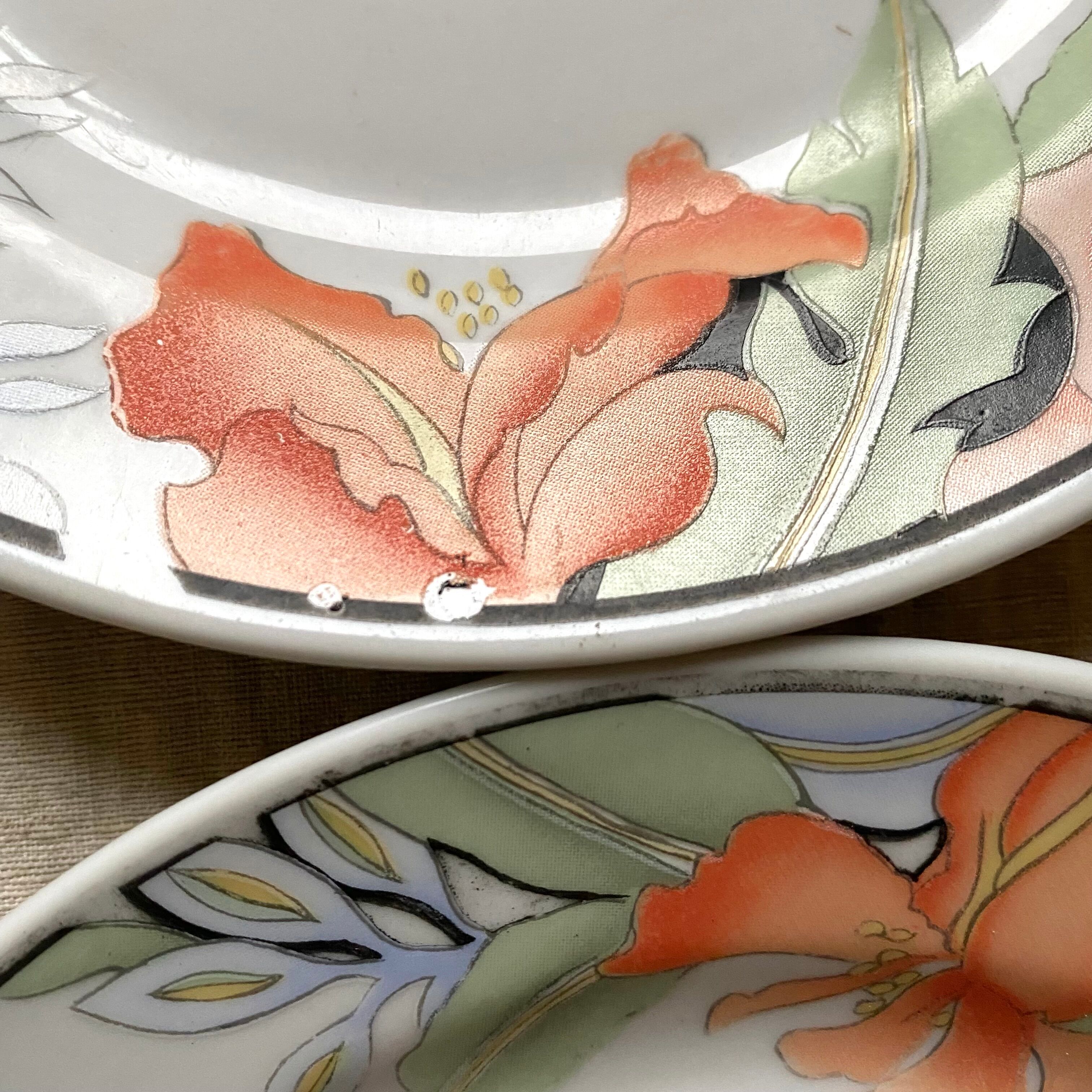 Assietets à dessert années 80