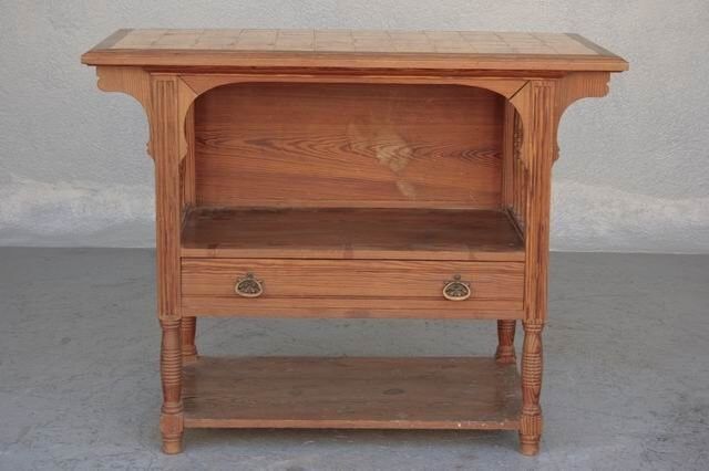 Serving art style new era 1900