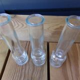 3 soliflores en verre minimalistes