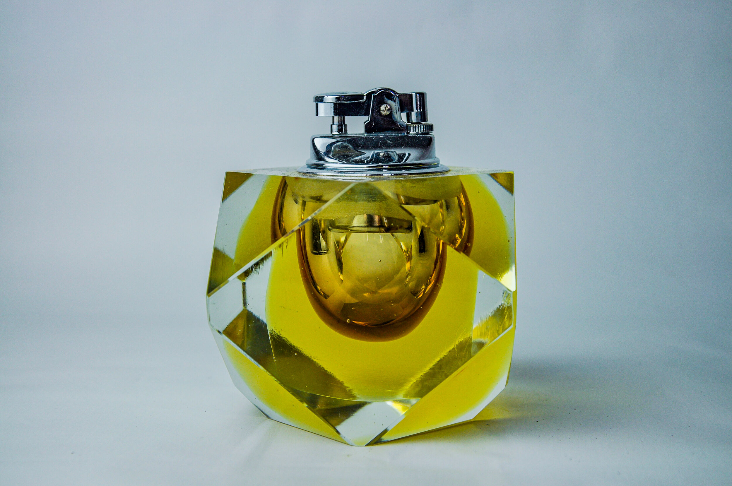 Yellow Sommerso lighter by Seguso, faceted glass from Murano, Italy, 970