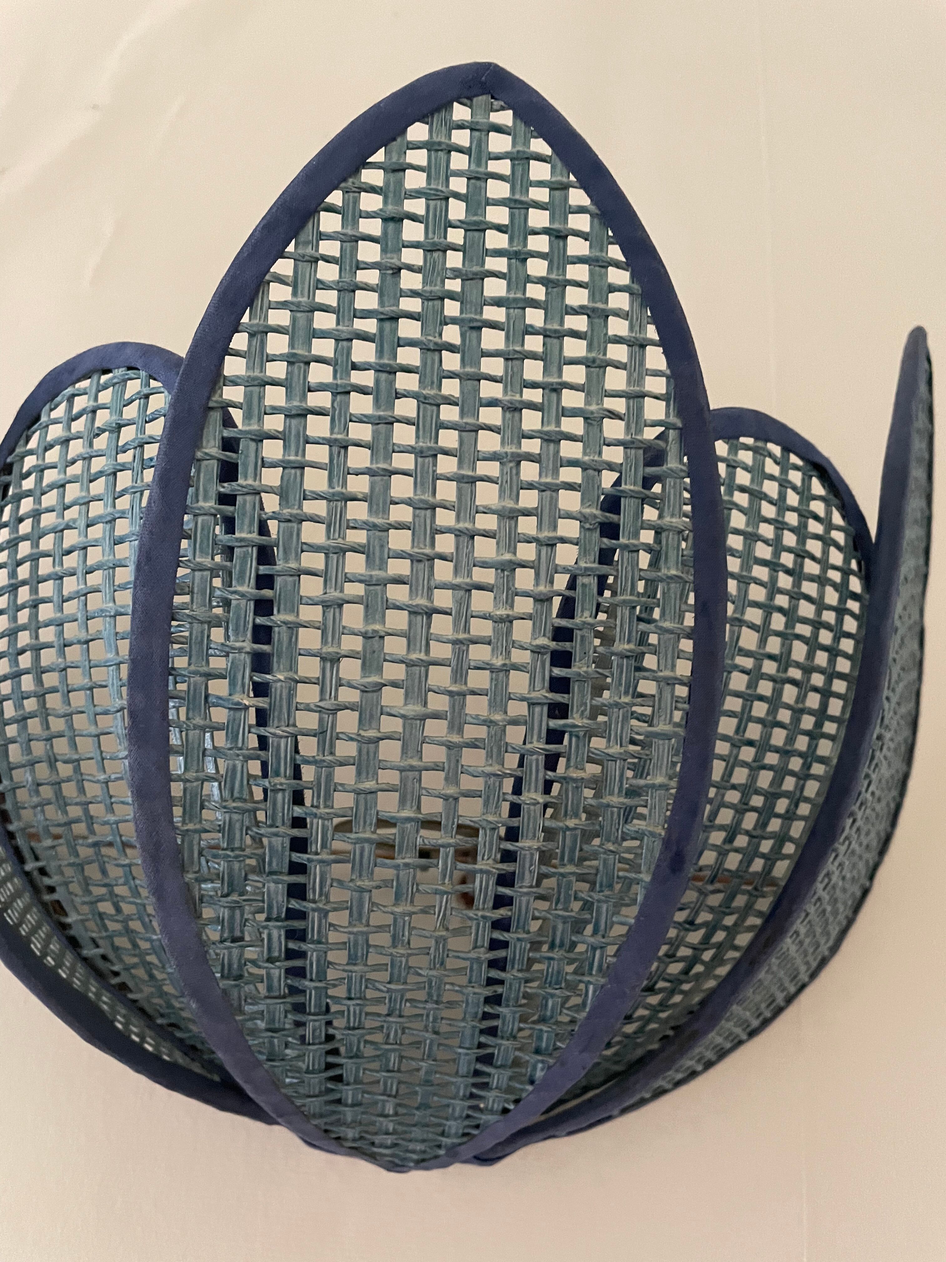 Lotus flower canning wall lamp