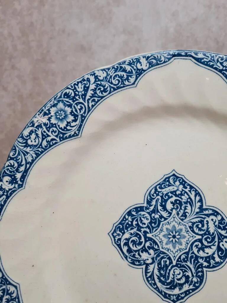 Antique plate Gien 19th century – Grand Dépôt E. Bourgeois Paris – Ironstone
