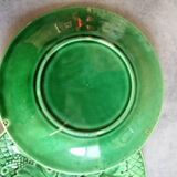 Set of 10 dessert plates, cheese, vine leaves