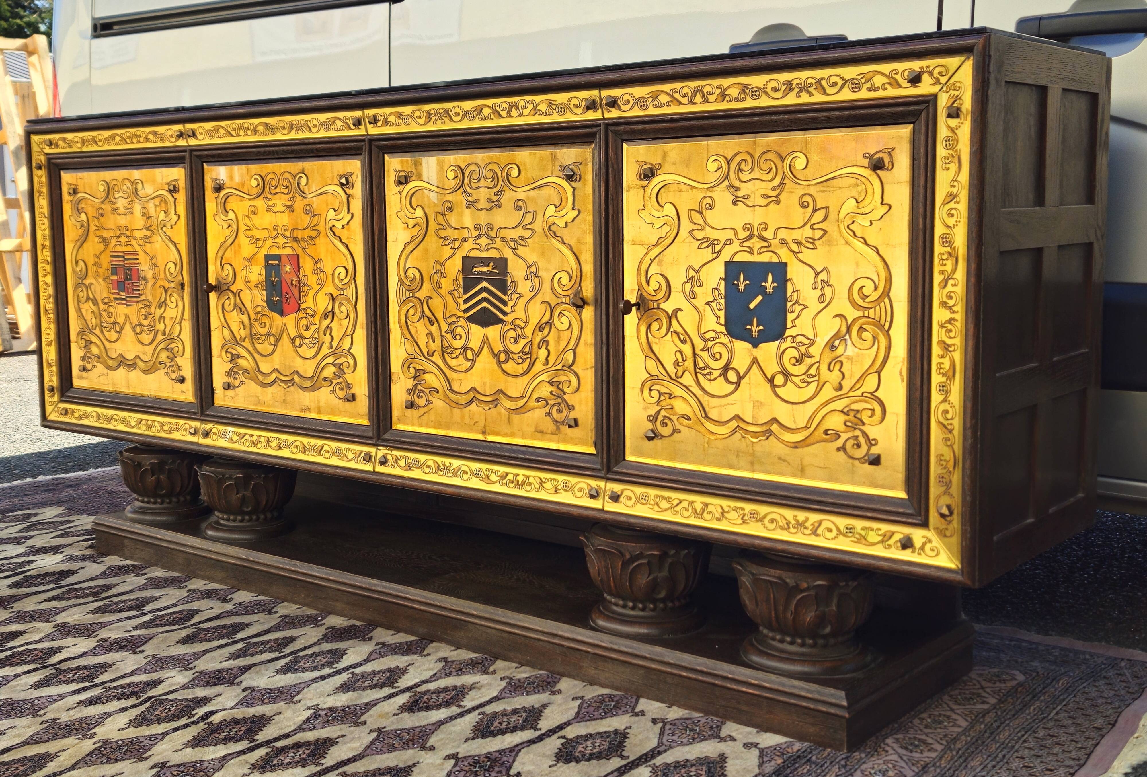 Important buffet / enfilade Art Deco period in polychrome engraved glass.