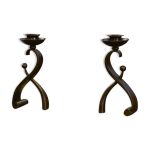 Paire de bougeoirs en - fer