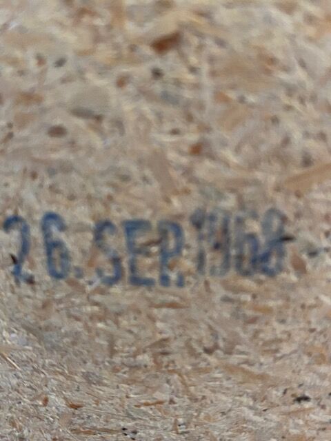 Armchair 60 feet compass