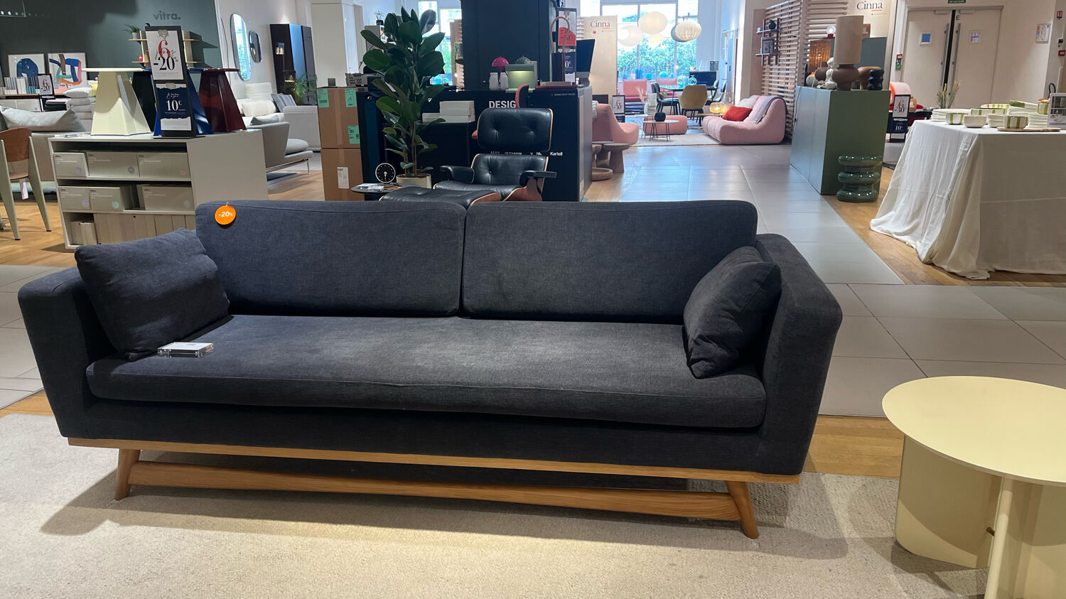 Sofa 210 - Natural wood - Storm fabric - RED Edition