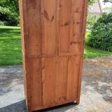 Armoire en bois