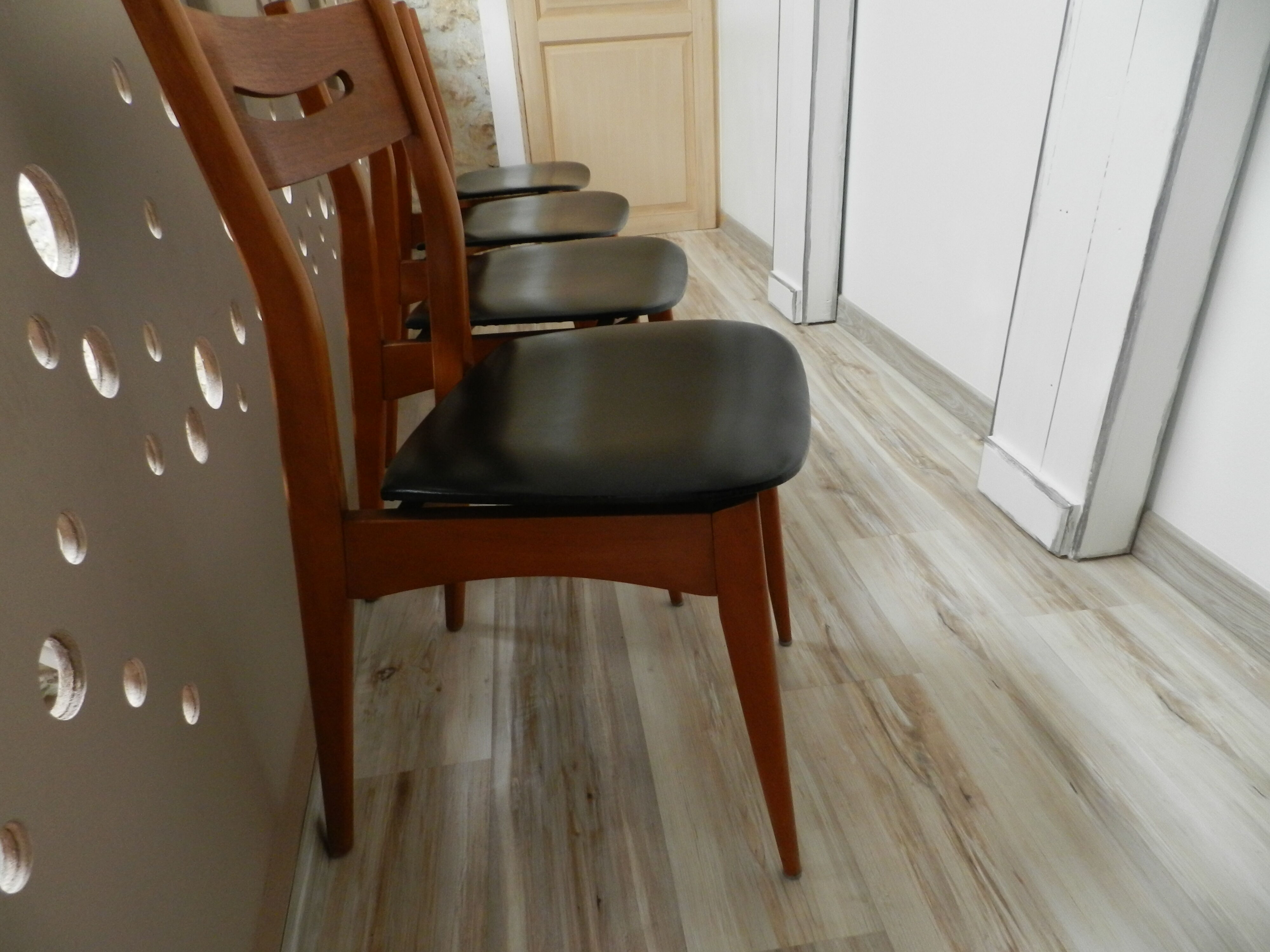 Set of 4  scandinavian nordic chairs