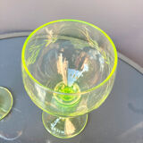Verres ancien  à pieds en ouraline