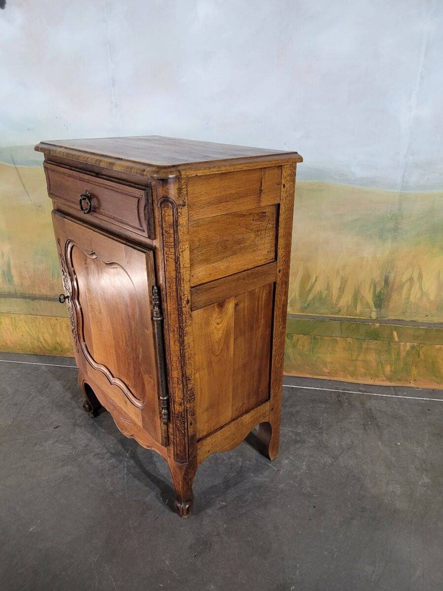 Walnut confiturer from the 19th century.