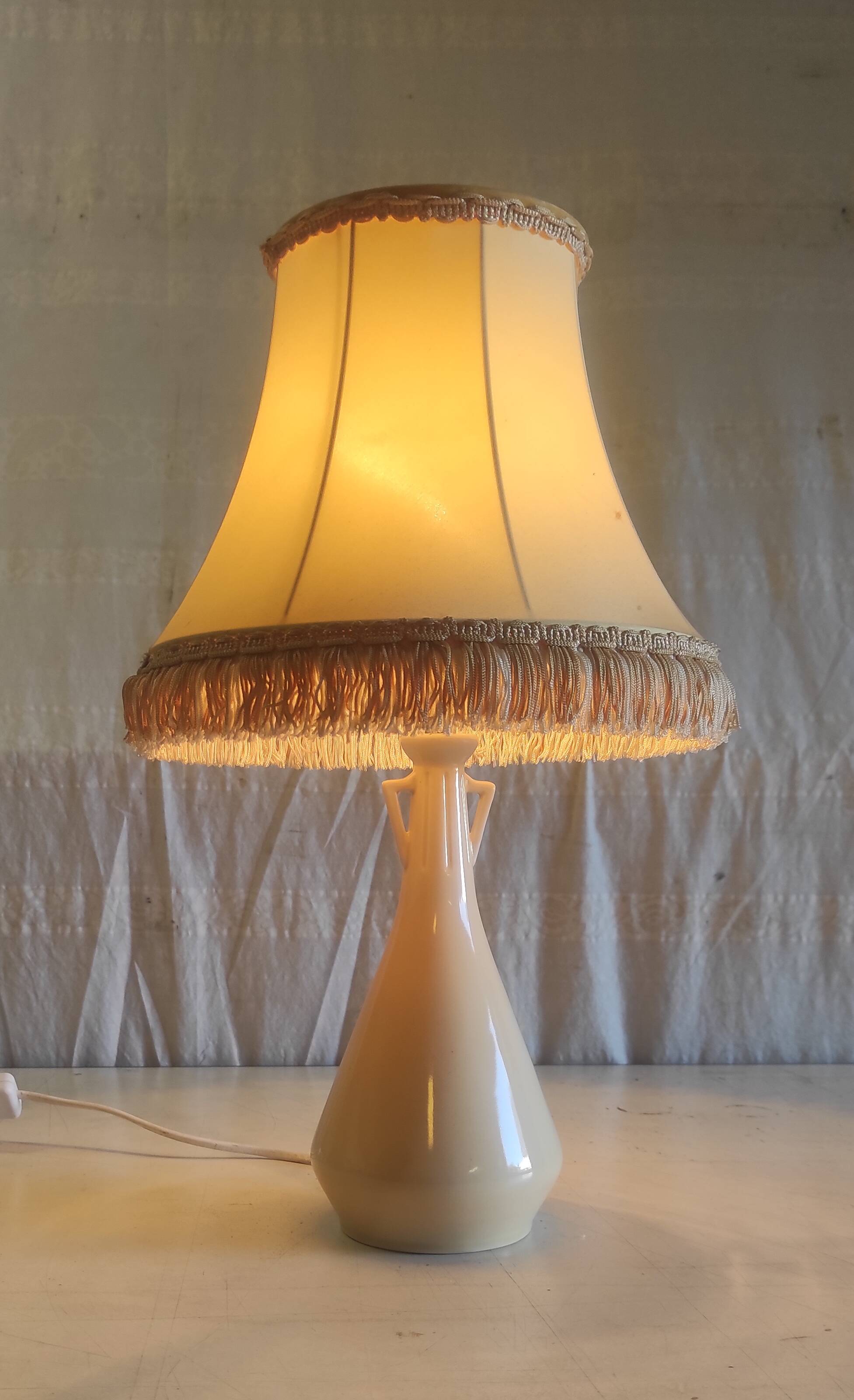 Art Deco style ceramic table lamp - mid-20th century