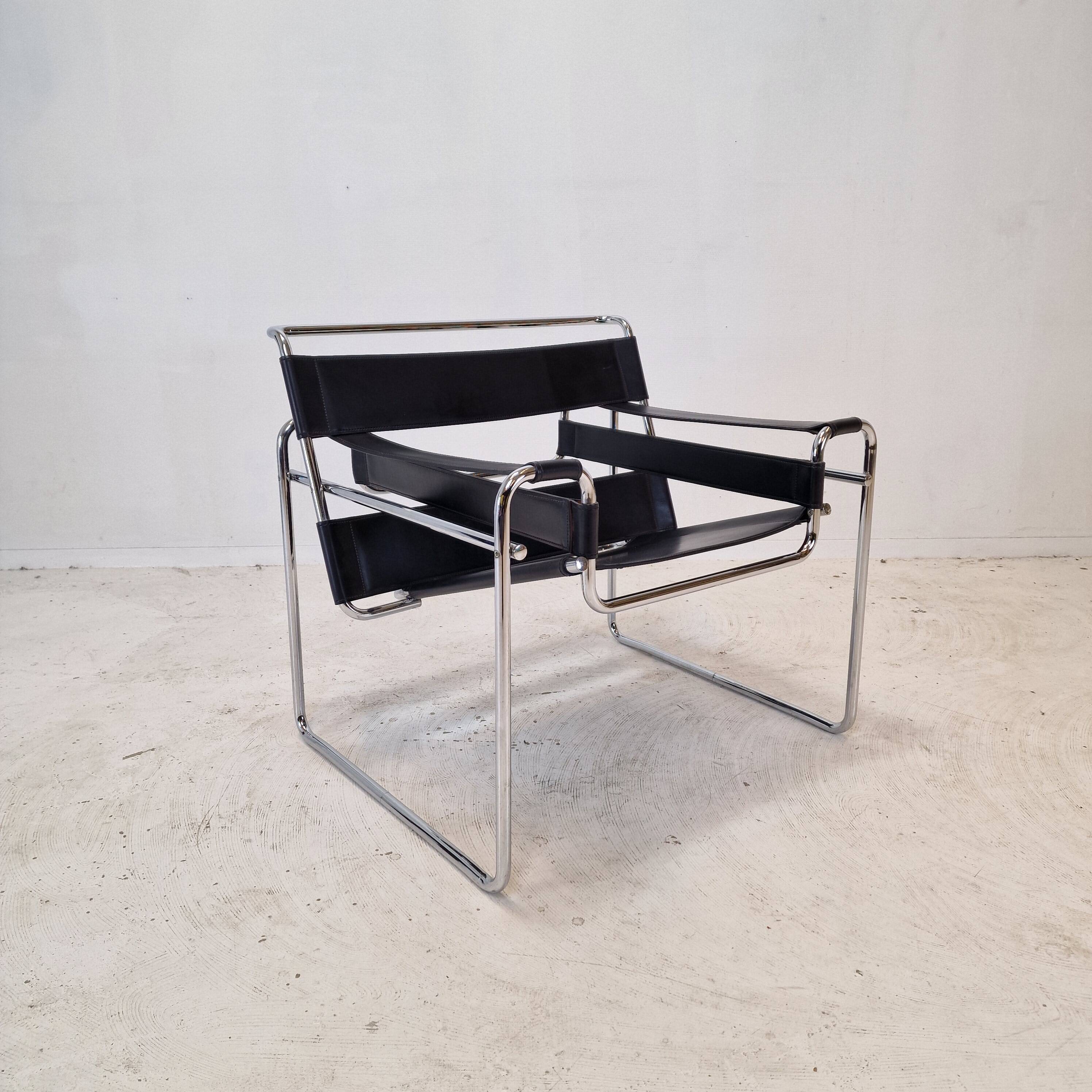 Set of 2 Wassily Chairs by Marcel Breuer