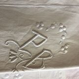 Lot of monogramées linen pillowcases