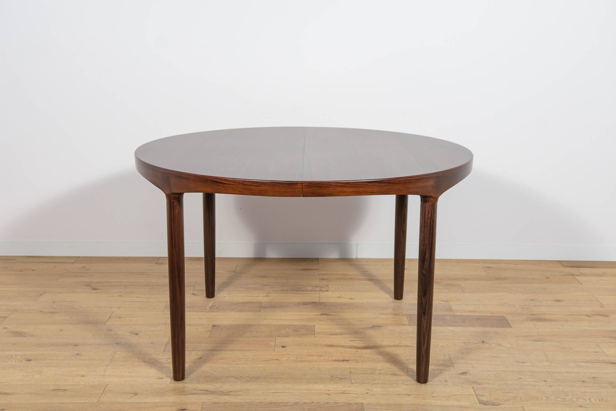 Mid-Century Extendable  Rosewood Dining Table by Harry Østergaard for Rande